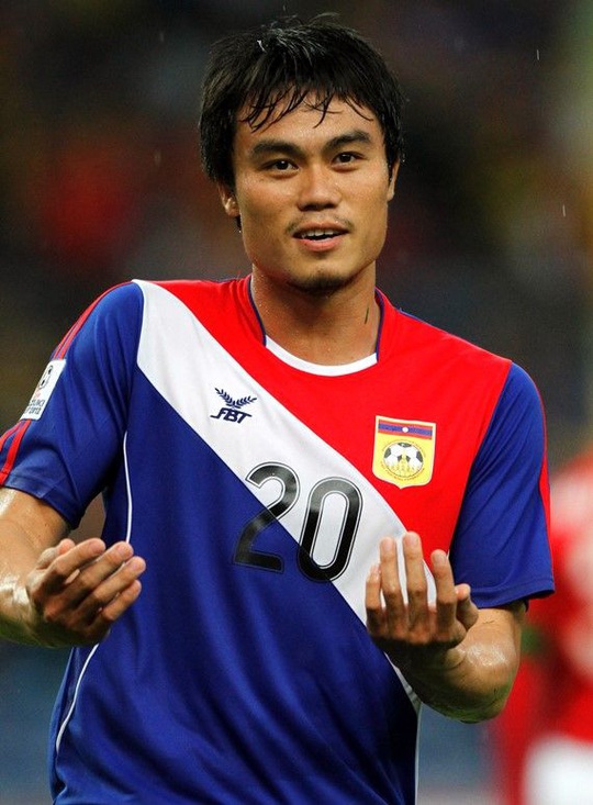 Hai ngôi sao bóng đá Lào bị cấm thi đấu trọn đời vì bán độ - Ảnh 1.