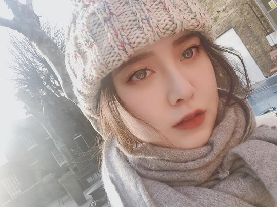 Nàng cỏ Goo Hye Sun vui vẻ du học sau bê bối ly hôn - Ảnh 2.