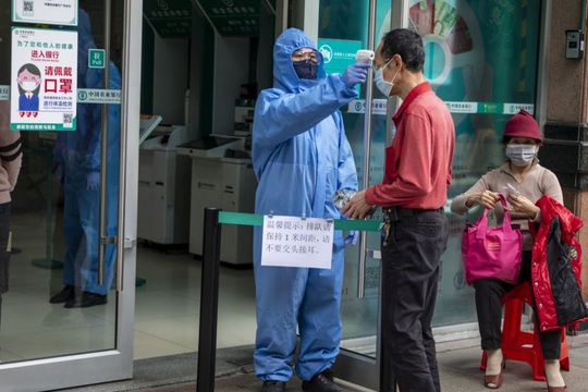 Trung Quốc có số ca nhiễm Covid-19 ngoại nhập vượt xa số ca nhiễm mới trong nước - Ảnh 1.