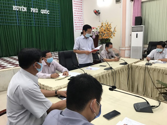 Phú Quốc họp khẩn điều tra lộ trình của ca bệnh Covid-19 thứ 54 - Ảnh 1.