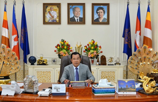 Campuchia tạm dừng nhập cảnh đối với công dân Việt Nam vì Covid-19 - Ảnh 1.