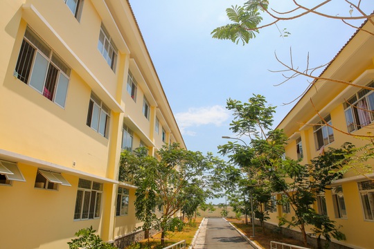 Hình ảnh cận cảnh đầu tiên trong BV điều trị Covid-19 ở Cần Giờ - Ảnh 10.