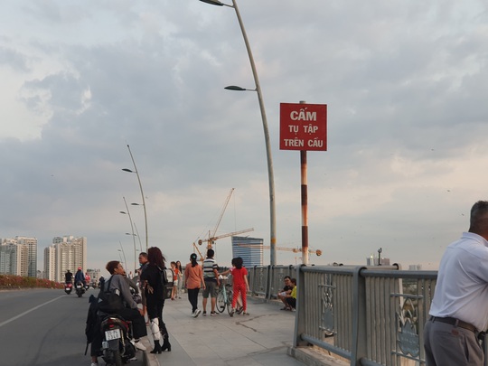 Biển cấm có cũng như không - Ảnh 2.
