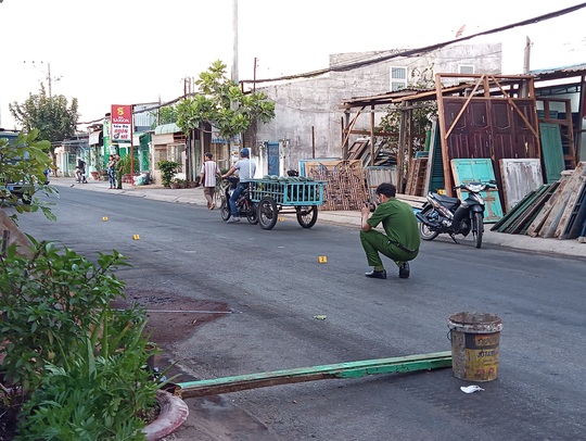 Chém chết đối phương vì bị xông vào nhà truy sát - Ảnh 1.