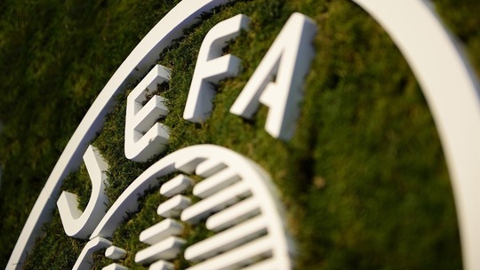 Chính thức: UEFA hoãn vô thời hạn Champions League và Europa League, nhưng... - Ảnh 1.