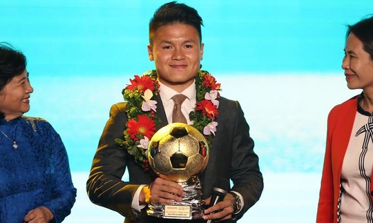 Giải thưởng Quả bóng Vàng Việt Nam 2019: Cuộc đua của các cầu thủ Hà Nội FC? - Ảnh 1.