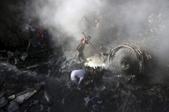 Máy bay Pakistan rơi: Nhiều nghi vấn trong đoạn ghi âm - Ảnh 5.