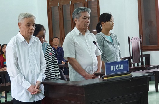 Nguyên Chánh án tỉnh Phú Yên can tội tham ô tài sản được giảm án - Ảnh 1.