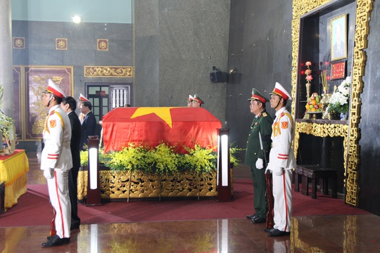 Bắt đầu lễ viếng ông Trần Quốc Hương - Ảnh 4.