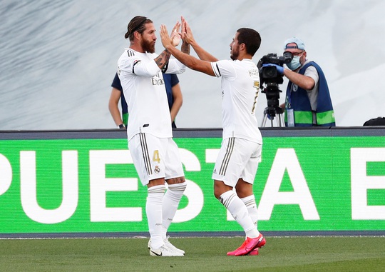 Dải ngân hà tỏa sáng, Real Madrid áp sát ngôi đầu La Liga - Ảnh 5.