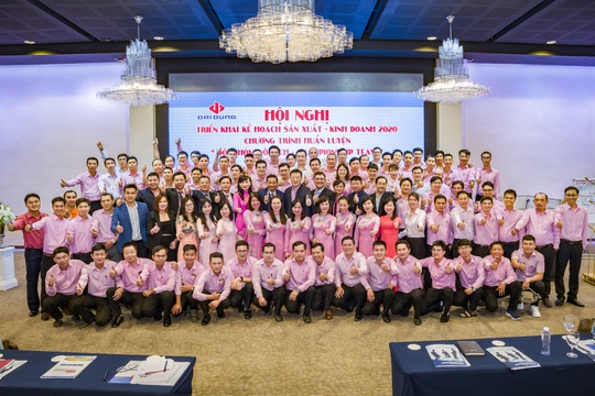 Luyện nghề, nâng lương cho công nhân - Ảnh 1.