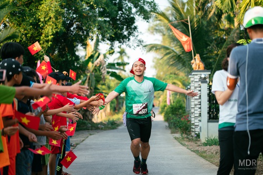 Hấp dẫn, thú vị đường chạy Mekong Delta Marathon 2020 - Ảnh 4.