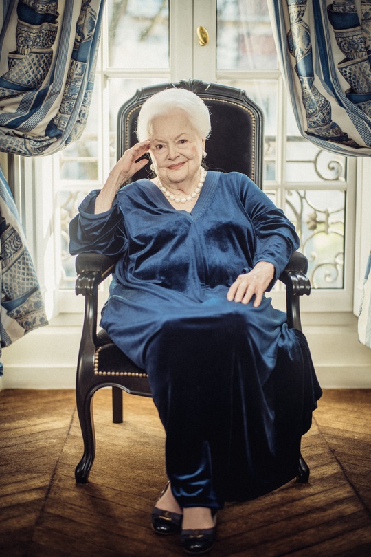 Mỹ nữ “Cuốn theo chiều gió” đón tuổi 104 - Ảnh 6.