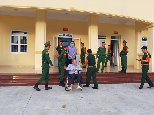 Cựu đại tá phù phép 54 triệu lít xăng giả được giảm án - Ảnh 1.