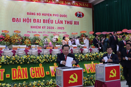 Ông Mai Văn Huỳnh tái đắc cử Bí thư Huyện ủy Phú Quốc - Ảnh 3.