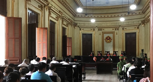 Đại diện VKS nói gì về hậu quả do thuộc cấp ông Trầm Bê gây ra? - Ảnh 1.