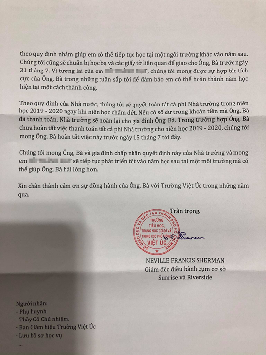 Học sinh Trường Dân lập Quốc tế Việt Úc sốc vì bị buộc “thôi học” - Ảnh 2.