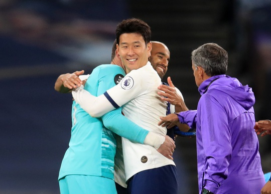 Son Heung-min bị gây hấn, Tottenham ăn may Everton vào Top 8 - Ảnh 6.