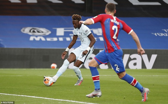 Thắng nghẹt thở ở Selhurst Park, Chelsea bay vào Top 3 - Ảnh 5.