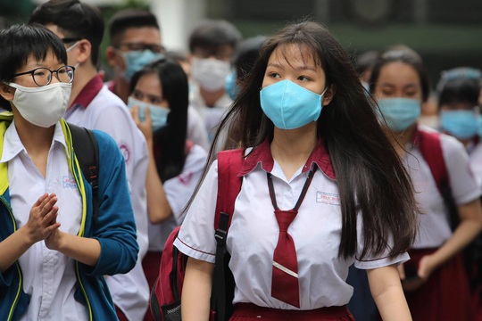 Thi tốt nghiệp THPT: Gợi ý giải đề bài thi tổ hợp - Ảnh 2.