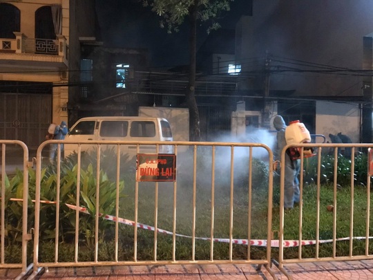 Covid-19: 3 ca dương tính, cách ly xã hội toàn TP Hải Dương từ 0 giờ ngày 14-8 - Ảnh 2.