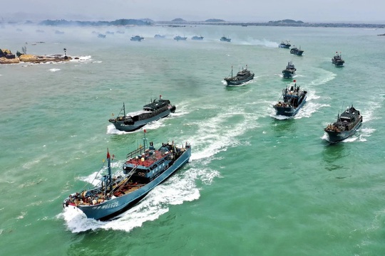 Tàu cá Trung Quốc được lệnh tránh xa Senkaku/Điếu Ngư? - Ảnh 1.