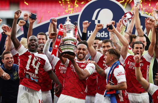 Người hùng Aubameyang rực sáng, Arsenal lên ngôi vô địch FA Cup - Ảnh 8.