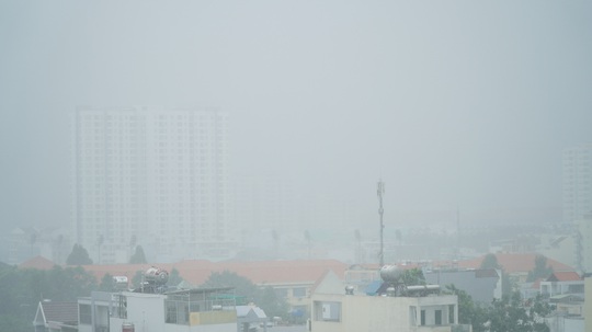 TP HCM lạnh nhưng đón chuỗi ngày tia cực tím đạt cực đại - Ảnh 1.