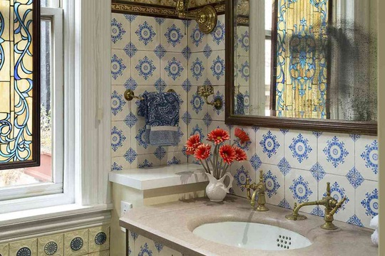 10 mẫu phòng tắm thẩm mỹ với tông màu xanh - Ảnh 2.