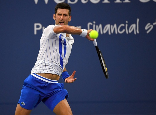 Clip Djokovic ngược dòng thắng, vào chung kết Cincinnati Open 2020 - Ảnh 2.