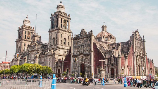 Kỳ quan cổ bên dưới Nhà thờ Chánh tòa thành phố Mexico City hiện đại - Ảnh 1.