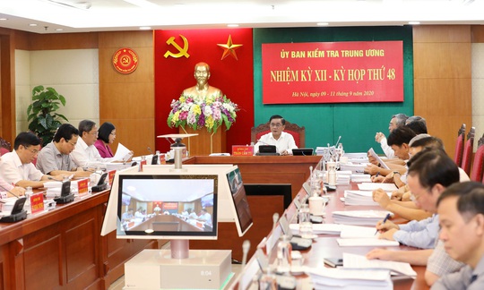 Nguyên chủ tịch Đà Nẵng bị đề nghị khai trừ khỏi Đảng - Ảnh 1.