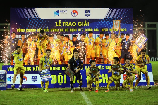 Vô địch U17 quốc gia: Bóng đá trẻ xứ Nghệ lấy lại uy danh - Ảnh 1.