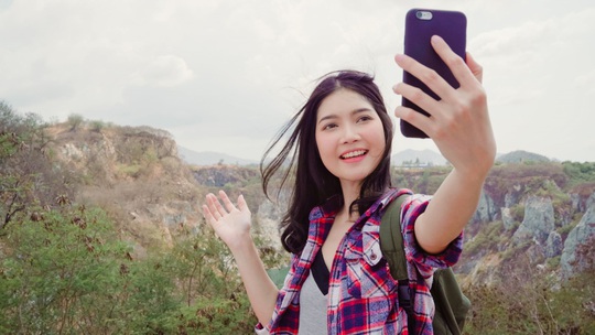 Thử tài làm Vlogger cùng Vietravel - Ảnh 1. Thử tài làm Vlogger cùng Vietravel - Ảnh 1.