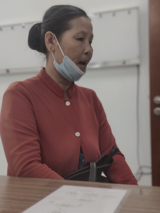 Mẹ bị sát hại, cha đi thêm bước nữa, bé trai lâm cảnh ngặt nghèo - Ảnh 1.