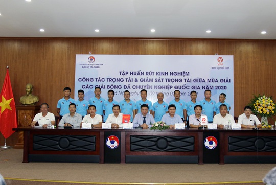Tập huấn trọng tài, VFF thẳng thắn đề cập các hạn chế, tồn tại - Ảnh 5.