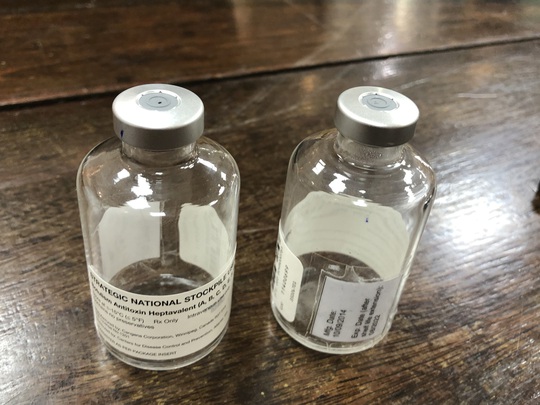 Sau vụ Pate Minh Chay: Bộ Y tế lần đầu tiên hướng dẫn nhận biết ngộ độc Clostridium botulinum - Ảnh 2.