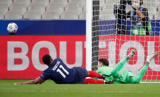 Vùi dập Croatia, Pháp tái hiện đại tiệc chung kết World Cup 2018 - Ảnh 5.