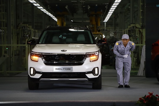 Thaco xuất xưởng xe Kia Seltos giá từ 599 đến 719 triệu đồng - Ảnh 4.