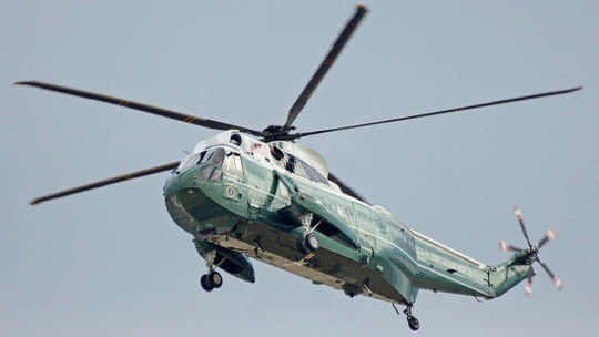 Nhiều trực thăng Marine One gây náo động gần dinh Phó Tổng thống Pence - Ảnh 2.
