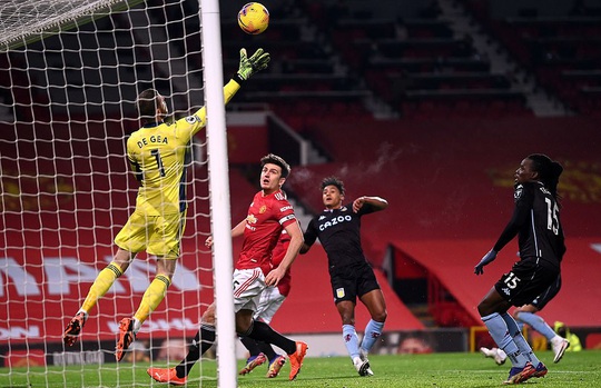 Quật ngã Aston Villa, Man United bắt kịp đội đầu bảng Liverpool - Ảnh 6.