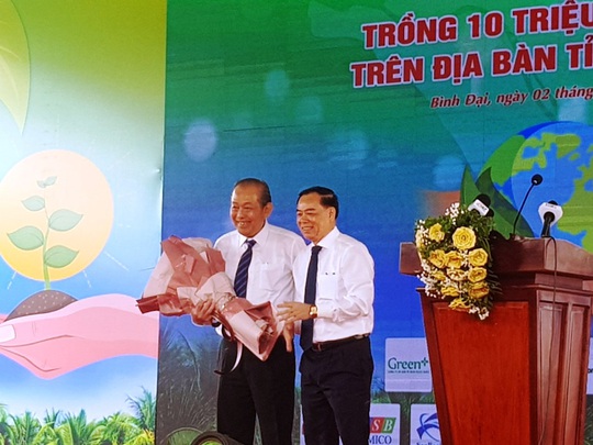 Bến Tre phát động trồng 10 triệu cây xanh theo sáng kiến của Thủ tướng - Ảnh 2.