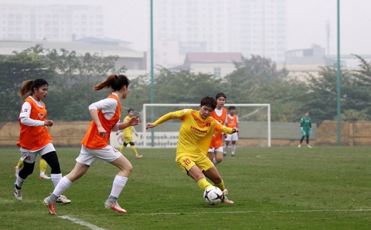 Đội tuyển nữ Việt Nam tăng tốc trước nghỉ Tết - Ảnh 1.