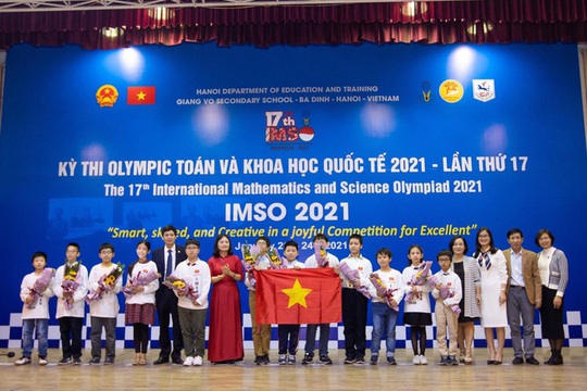 Học sinh Việt Nam giành 20 huy chương tại kỳ thi Olympic Toán học và Khoa học quốc tế - Ảnh 1.