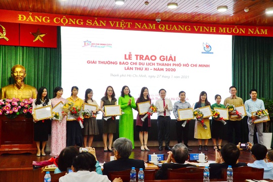 Báo Người Lao Động đoạt Giải Nhì Giải báo chí du lịch TP HCM 2020 - Ảnh 2.