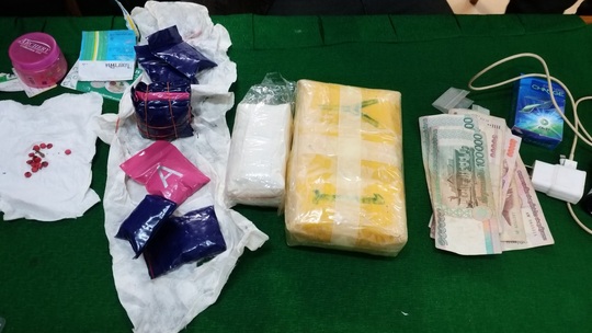 Bắt người từ Lào đưa 10.000 viên ma túy qua biên giới Việt Nam - Ảnh 3.