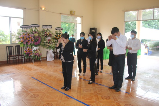 Những hình ảnh tại lễ tang nhạc sư Nguyễn Vĩnh Bảo - Ảnh 4.