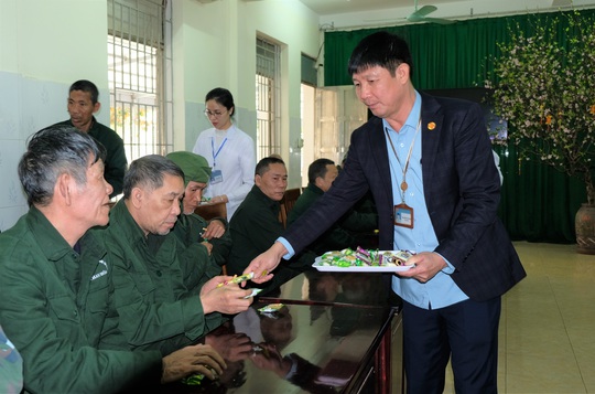 Cái Tết đặc biệt ở trung tâm người có công Thanh Hóa - Ảnh 1.