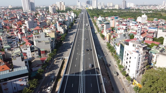 Toàn cảnh những công trình gỡ ùn tắc giao thông cho Hà Nội thời gian qua - Ảnh 14.