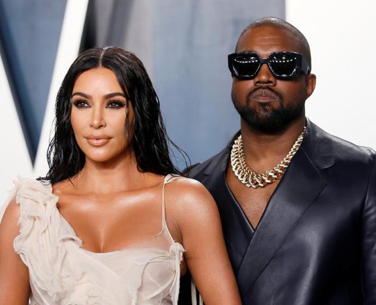 Kim Siêu vòng ba đệ đơn ly hôn Kanye West - Ảnh 1.